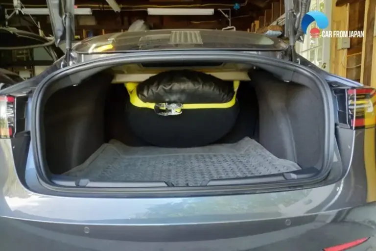 Do Teslas Come With A Spare Tire: Complete Guide 2026